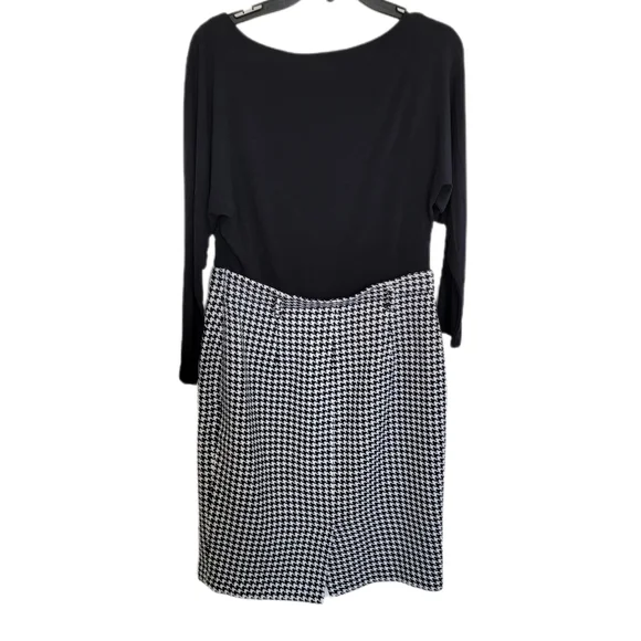 Lauren Ralph Lauren Women's size 8 Black and White Houndstooth Mini Dress. - Picture 3 of 9